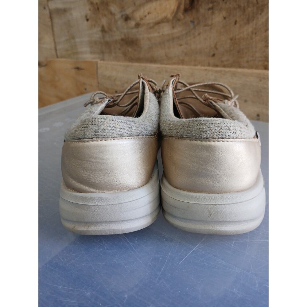 Heydude polly tan little gold shoes womens 8 - Picture 4 of 9